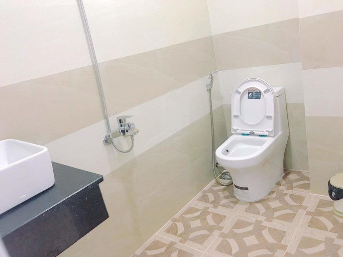 Bathroom 4, Sala Motel, Qui Nhơn