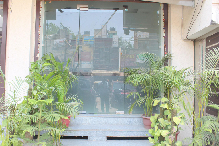 Exterior & Views 2, South Delhi Inn, Delhi