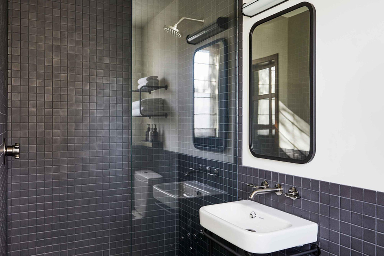 Bathroom 5, The Hoxton Portland, Multnomah