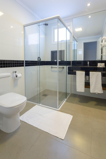 Bathroom 4, Hotel Villa Fiori, Poços de Caldas