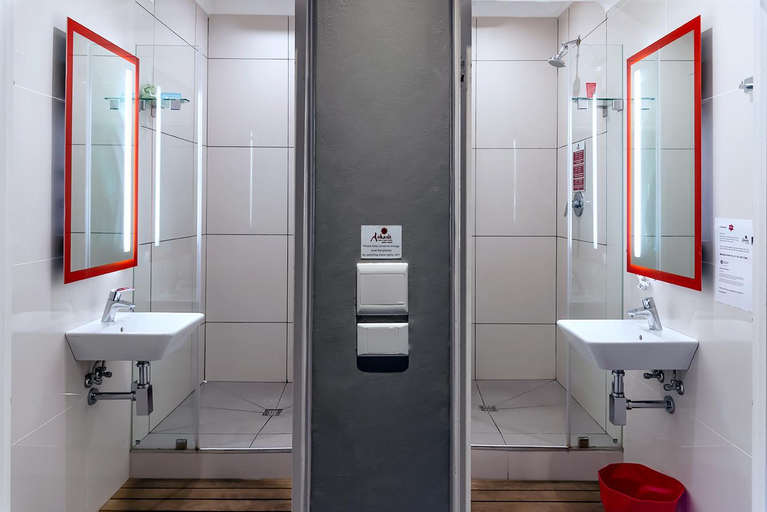Bathroom 4, Ashanti Lodge Gardens, City of Cape Town