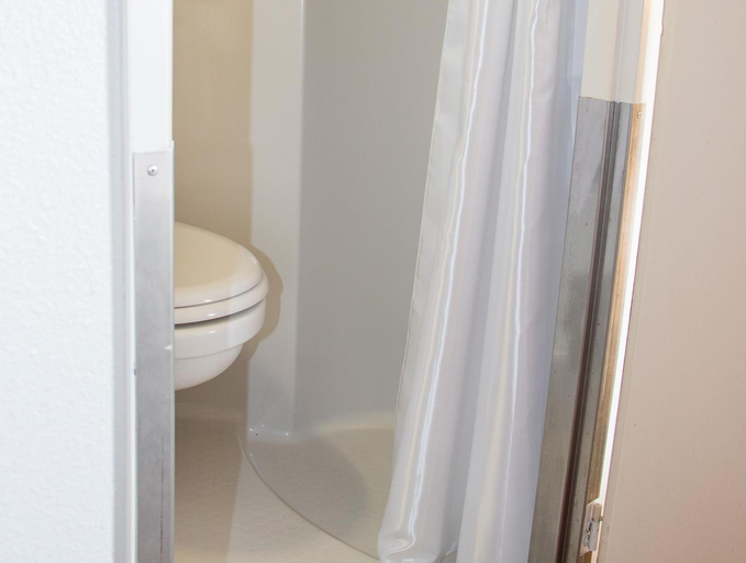 Bathroom 5, Premiere Classe Nantes Est St Sebastien Sur Loire, Loire-Atlantique