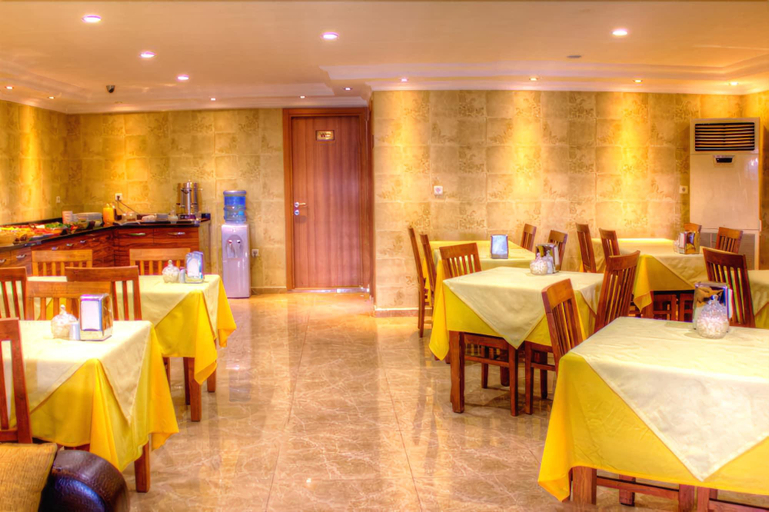 Food & Drinks 5, Hotel Real Life, Fatih