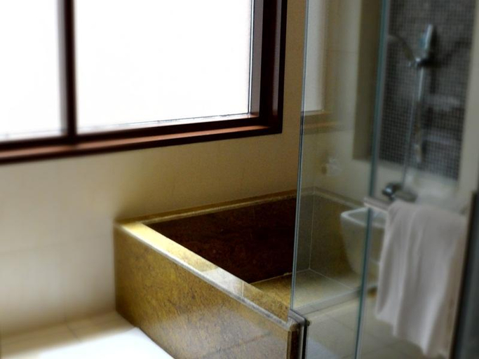 Bathroom 5, Mark Inn Hotel Deira, Dubai