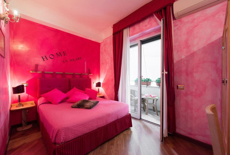 Bedroom 2, B&B Rifugio di Roma upon Metro B pvt bathroom pvt balcon, Roma