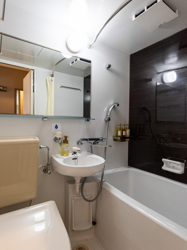 Bathroom, Etwas Tenjin, Fukuoka