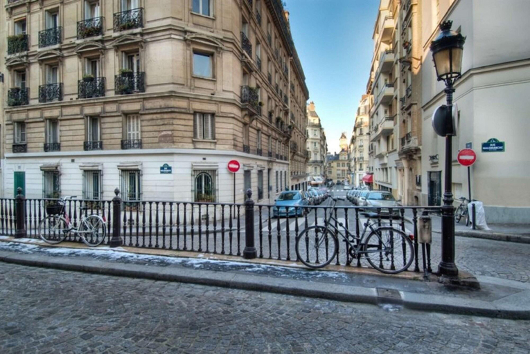 Exterior & Views 2, Hotel Madeleine de Senlis Paris, Paris