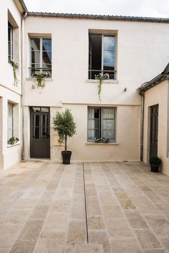 Exterior & Views 2, Hôtel Le Chantilly, Oise