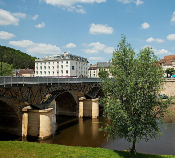 Exterior & Views, Hotel Royal Vezere, Dordogne