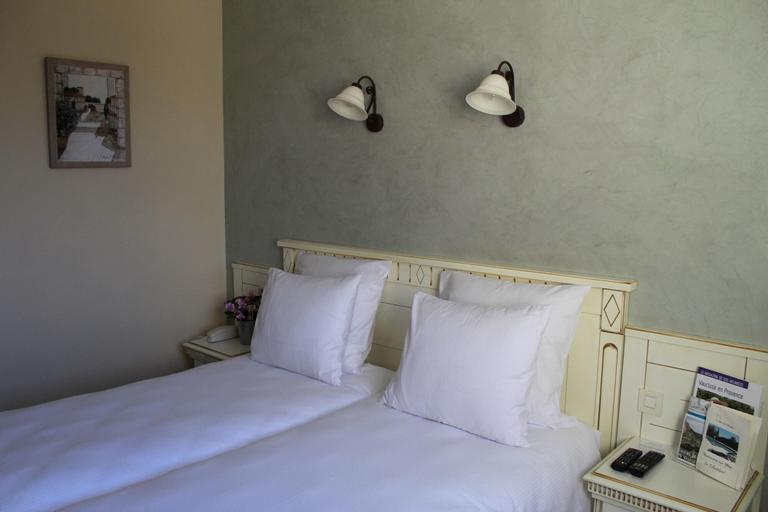 Bedroom 4, Le Mas Du Colombier, Vaucluse