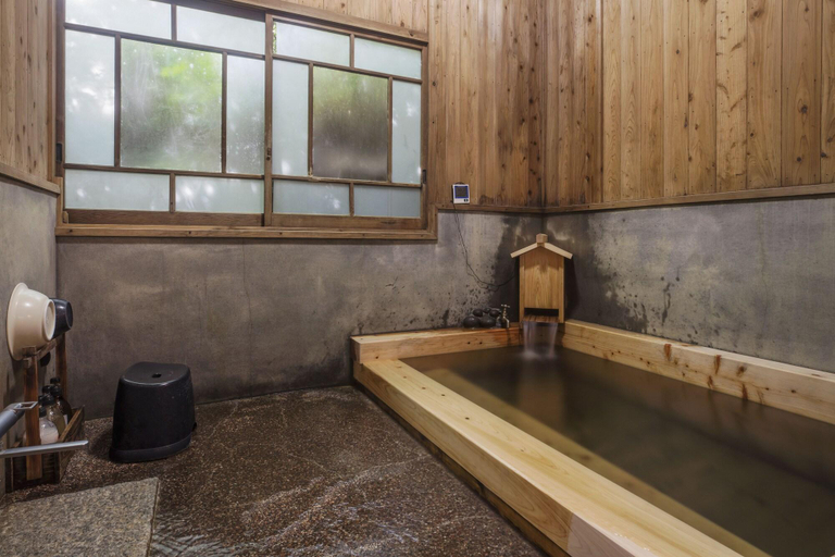 Bathroom 4, Yufuin Besso Shikisai Hotel, Yufu