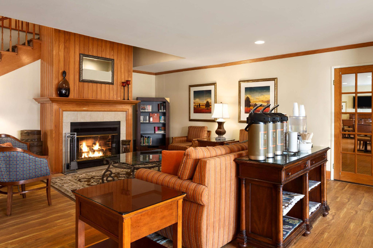Public Area 2, Country Inn & Suites by Radisson, Maumee - Toledo, Lucas