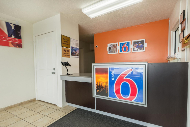 Public Area 3, Motel 6 Troy, OH, Troy