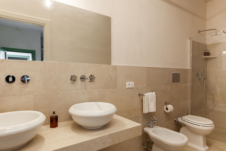 Bathroom 5, Terre Di Romanello Relais In Val Di Noto, Syracuse