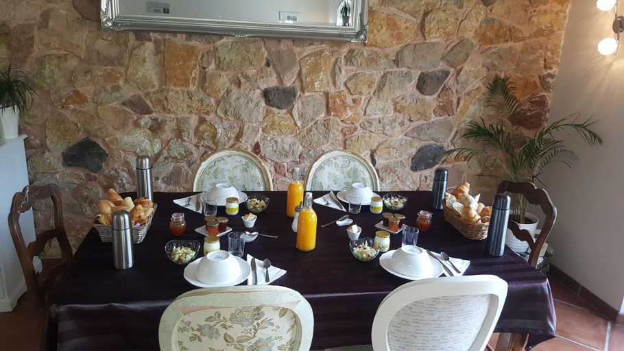 Food & Drinks 5, Au Charme de Pepiole, Var