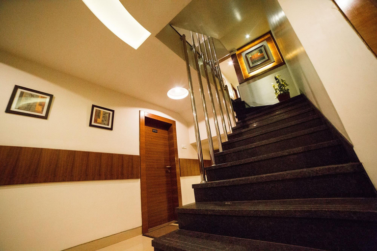 Public Area 2, Hotel GK Palace, Bhopal