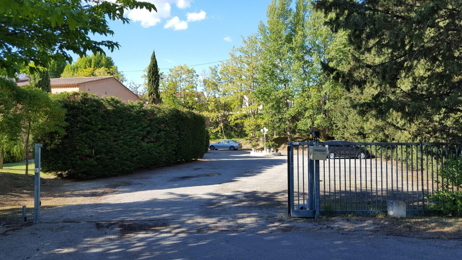 Exterior & Views 2, Le Mas Du Colombier, Vaucluse