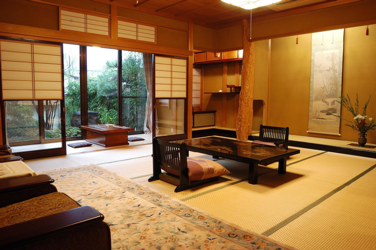 Exterior & Views 2, Ryokan Yatsusankan, Hida