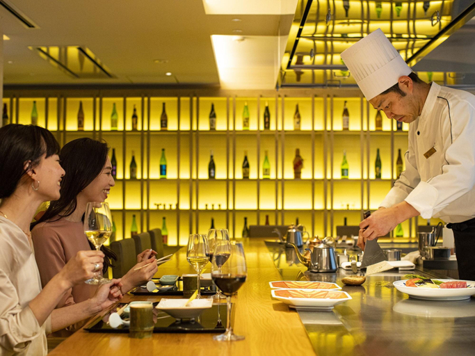 Food & Drinks 5, Garden Terrace Saga Hotels & Maritopia, Saga