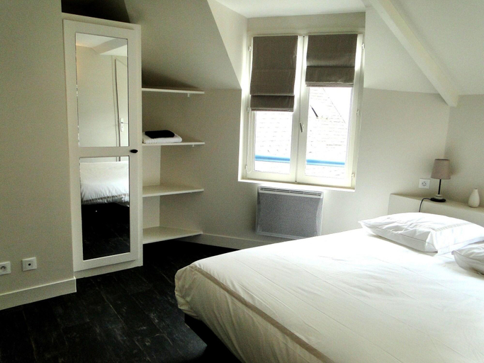Bedroom 5, La Maison des Arts, Calvados