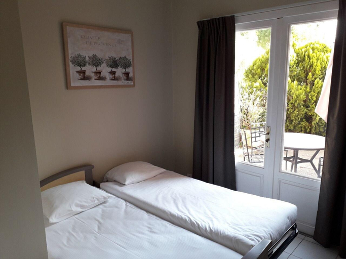Bedroom 4, Le Mas Du Colombier, Vaucluse