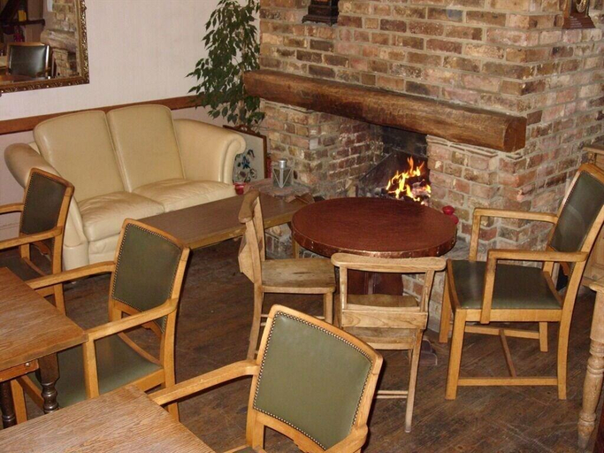 Others 3, The Chichester Inn, West Sussex