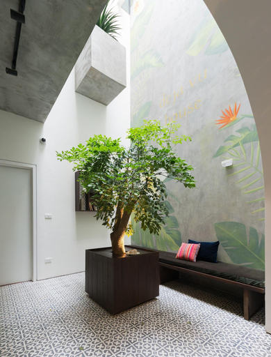 Public Area 3, Deja vu house, Hạ Long