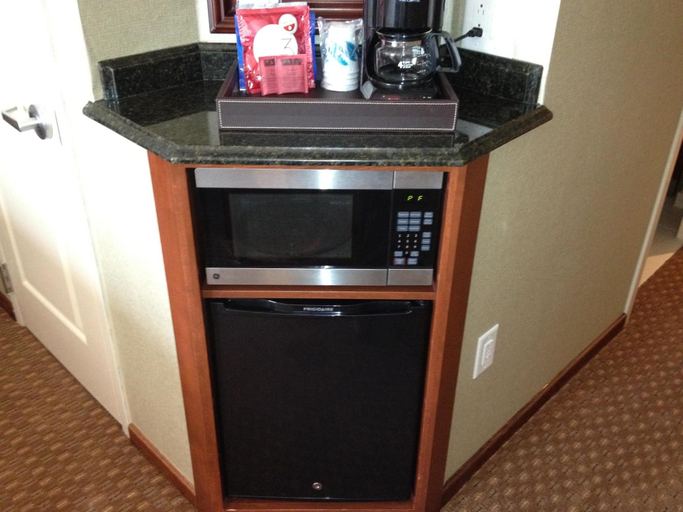 Public Area 2, Town & Country Inn and Suites, Charleston