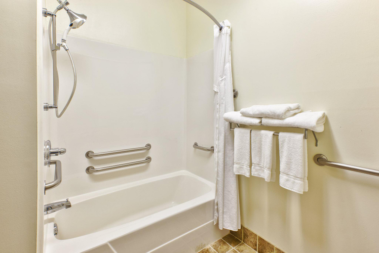 Bathroom 3, Country Inn & Suites by Radisson, Benton Harbor-St. Joseph, MI, Berrien