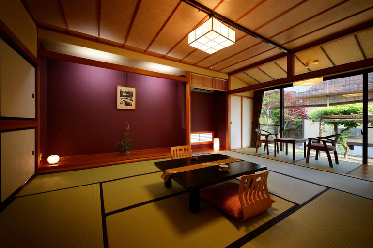 Bedroom 3, Mori-no-yu, Nan'yo