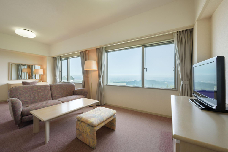 Bedroom 3, Aomori Royal Hotel , Ōwani