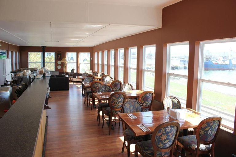 Food & Drinks 5, Harbourview Motel & Accommodations, Inverness