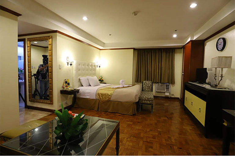 Connector Hostel, Makati City