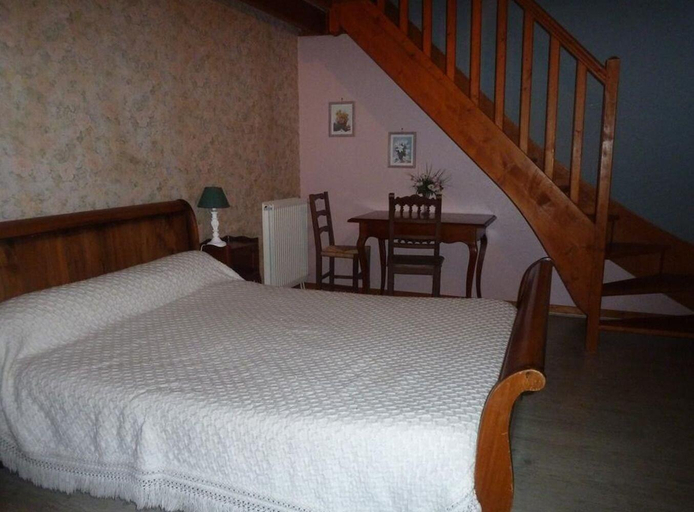 Bedroom 3, Chambres d'hotes la Begaudiere, Ille-et-Vilaine