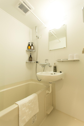 Bathroom 4, Laon Inn Gion Shinbashi, Kyoto