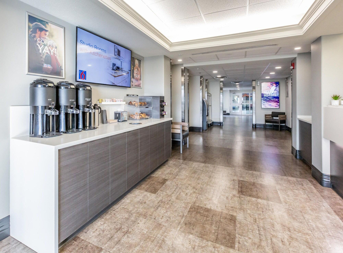 Public Area 2, Motel 6 Saskatoon, SK, Division No. 11