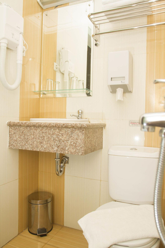 Bathroom 4, House of Arsonia Bougainvillea, Jakarta Pusat