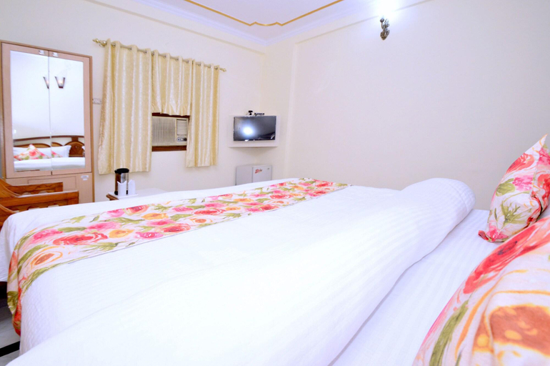 Bedroom 3, Hotel Arya Niwas, Jaipur