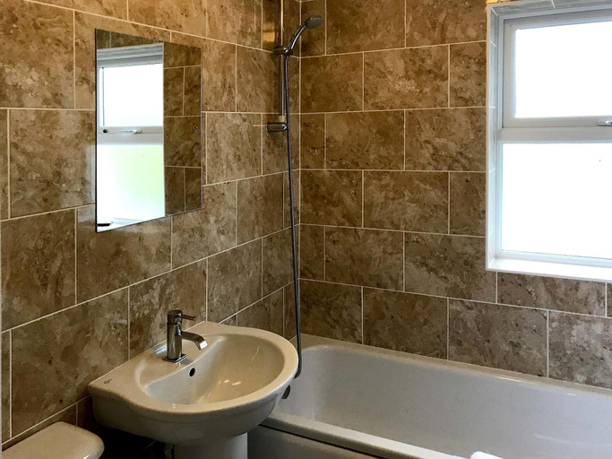Bathroom 3, Park Head Hotel, Durham