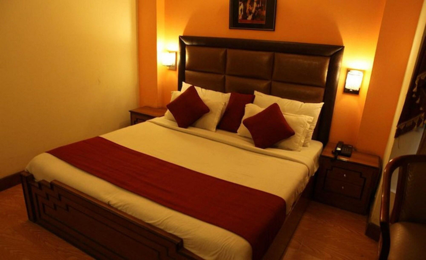 Bedroom 1, Hotel Smart Villa IV by Royal Collection, Gurgaon