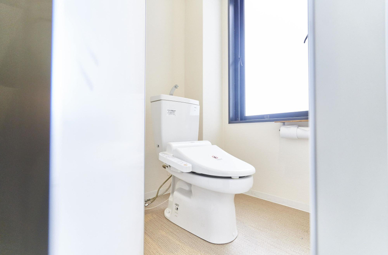 Bathroom 4, Grand-Rem Kyoto - Hostel, Kyoto