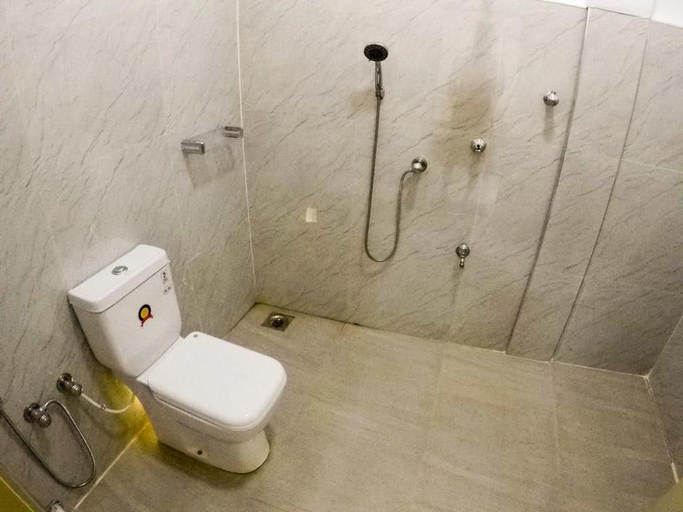 Bathroom, Sunwon Holiday Home, Dambulla