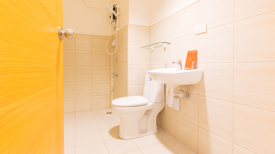 Bathroom 9