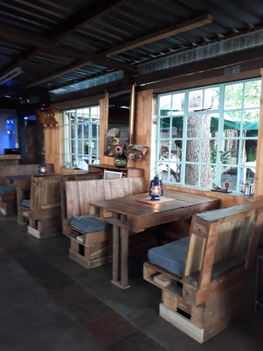Public Area 3, Autumn Breeze Manor, Ehlanzeni