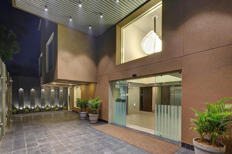 Exterior & Views 2, Hotel Carrefour, Ahmadabad