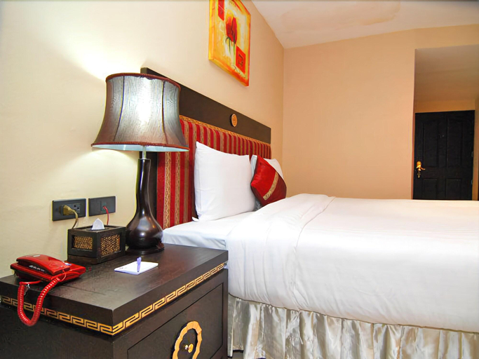 Bedroom 4, LUCKY PALACE HOTEL, Wattana