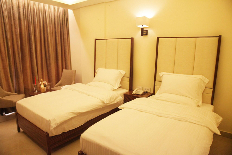 Bedroom 4, Grand Concerto Hotel, Beirut