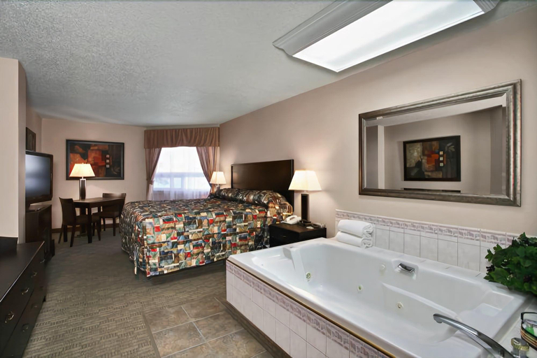 Bedroom 4, Guest House Inn & Suites, Division No. 14