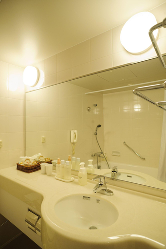 Bathroom 4, Okazaki New Grand Hotel, Okazaki