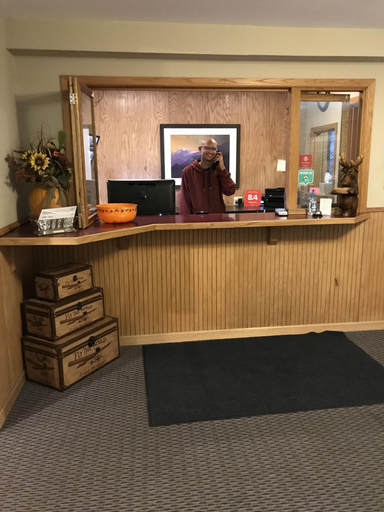 Public Area 3, Lakeshore Inn & Suites, Anchorage